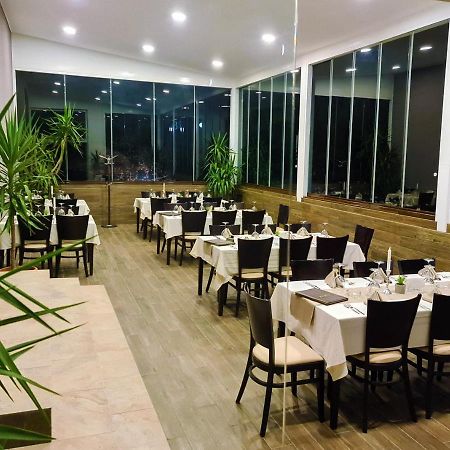 Hotel Orbita Шумен Екстер'єр фото