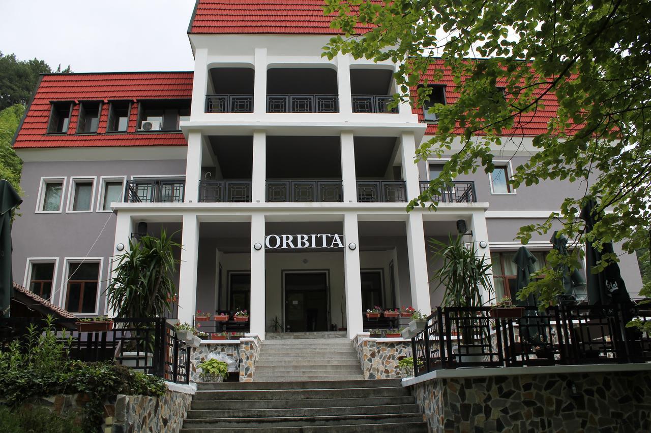Hotel Orbita Шумен Екстер'єр фото