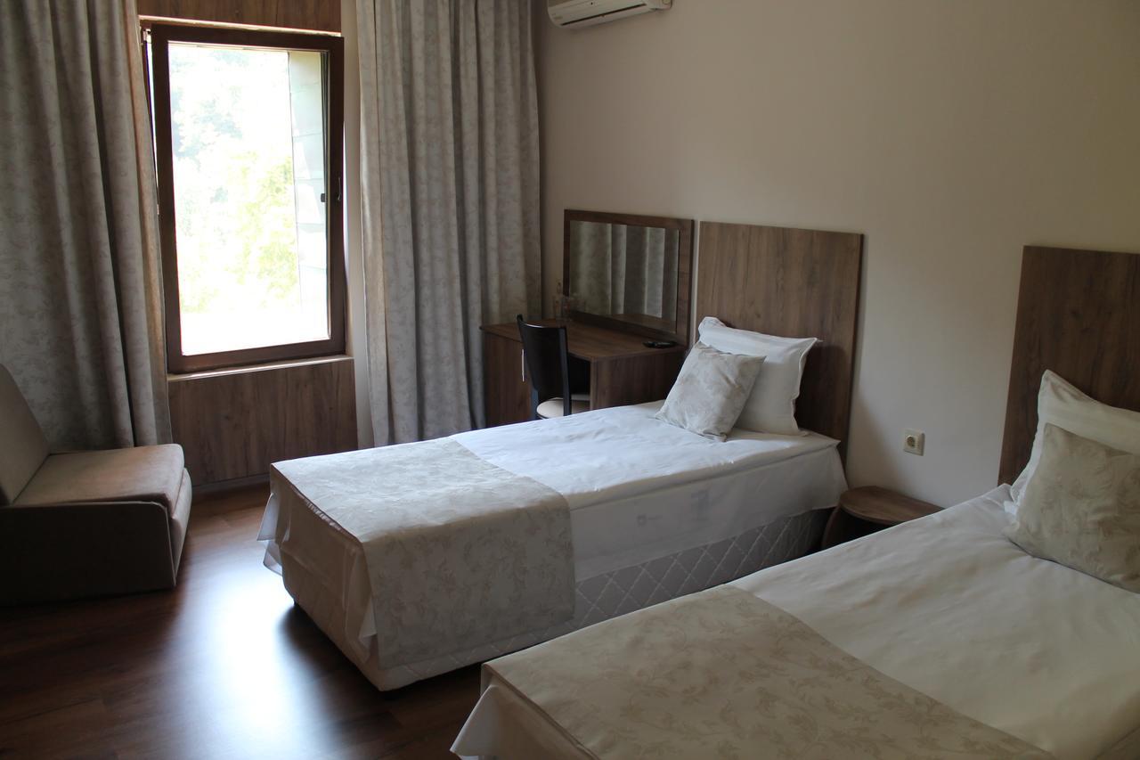 Hotel Orbita Шумен Екстер'єр фото